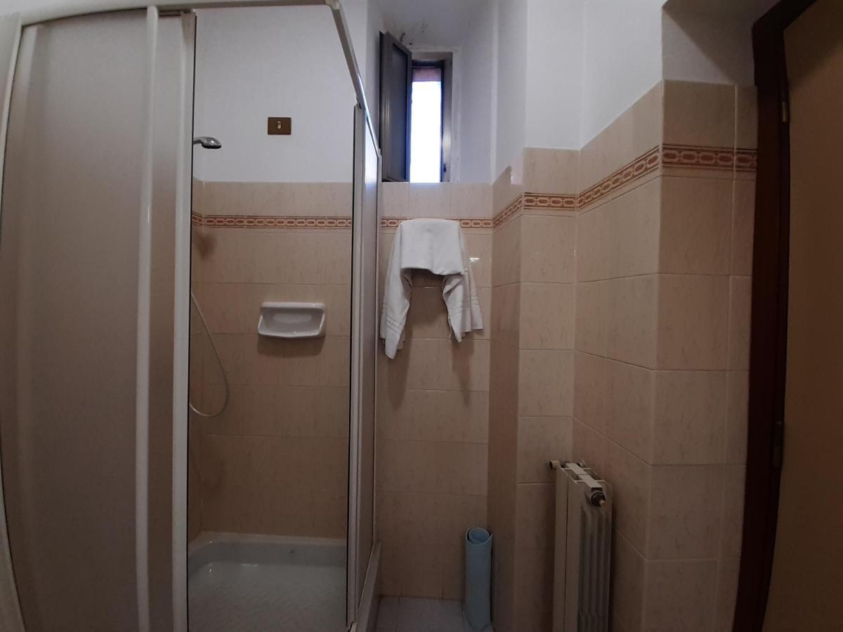 Bed and breakfast Suore Concezioniste Missionarie - Carmen Sallés Roma Extérieur photo